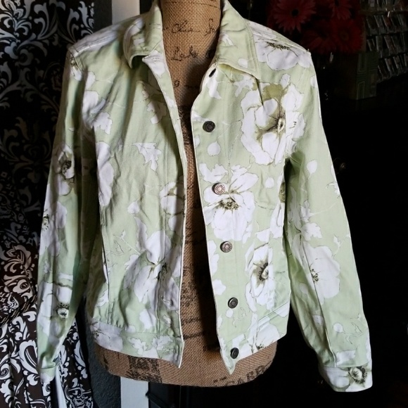 Casual denim jacket - Picture 1 of 5